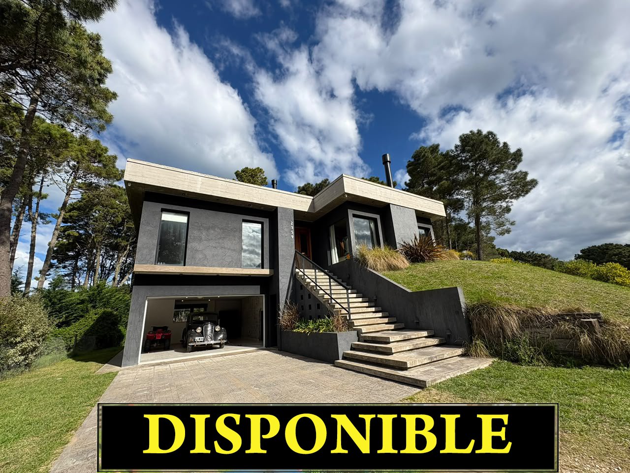 HERMOSA CASA CON PISCINA