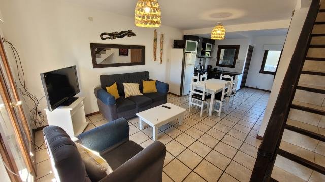 EXCELENTE DUPLEX EN COMPLEJO CON PISCINA EN PA A 100 M DEL MAR