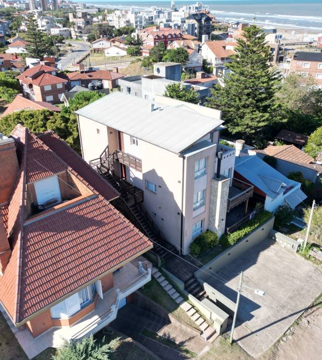 DJI_0300.JPG